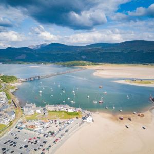 The Snowdonia (Eryri) Crossing