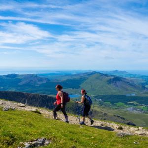 Adventuress in the Wild Snowdonia (Eryri) SUP & Summit Weekend